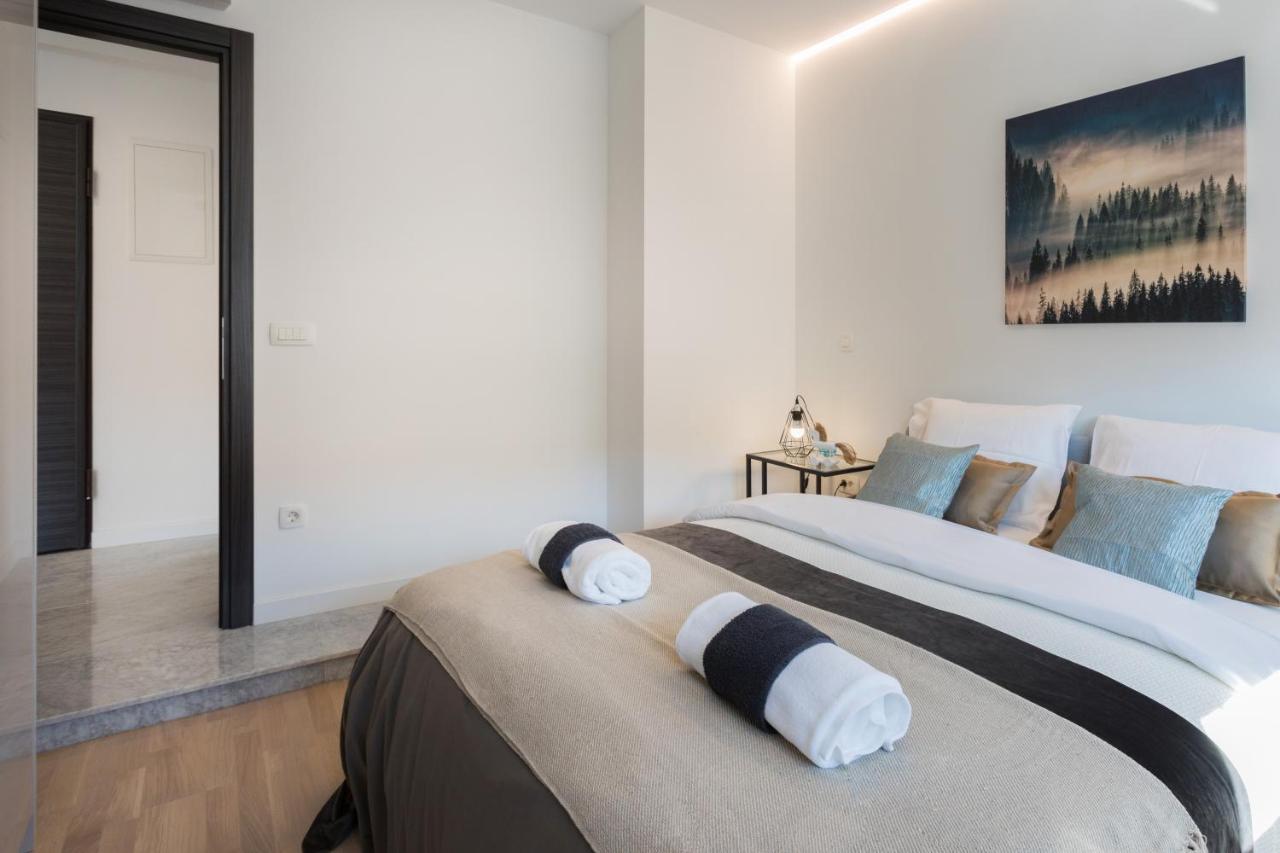 Design 2Bdr Apartment Near City Center Zagreb Exterior foto